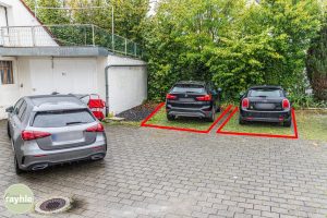 Garage und 2 Stellplätze