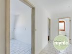 2 Zimmer-DG Mansarden Wohnung Nähe Favoritepark teilsaniert - Flur/Eingang Küche